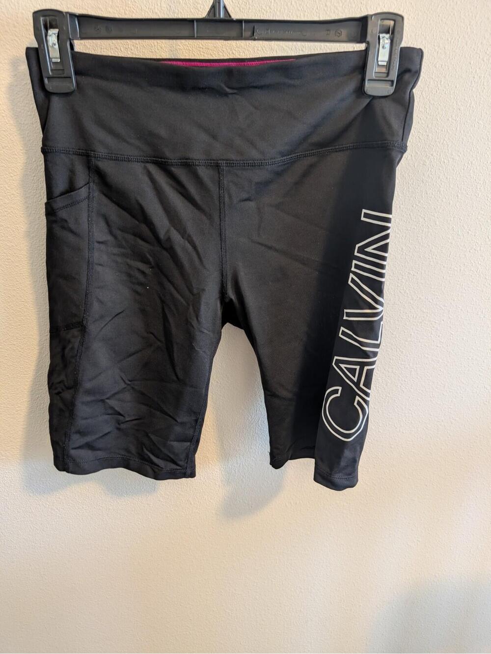 Calvin Klein Women's Medium Black/White Biker Shorts Athletic W/Pockets  EUC